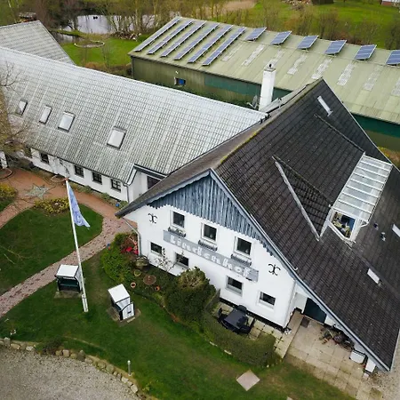 Lindenhof Habernis Country house